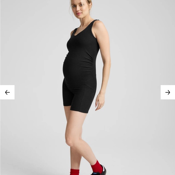 Beyond Yoga Spacedye Movin Mama Black Maternity Jumpsuit - Picture 4 of 4